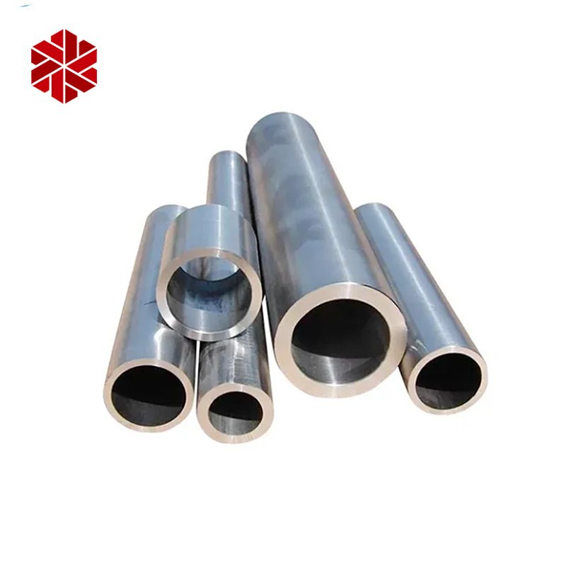 seamless black pipe2